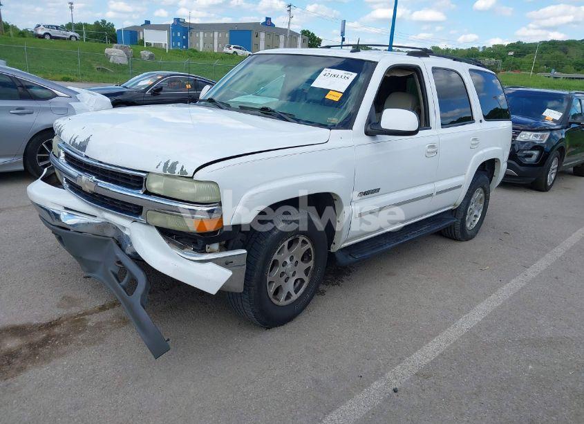 Photo 2 of 2002 Chevrolet Tahoe LT (VIN 1GNEK13Z32R326011)