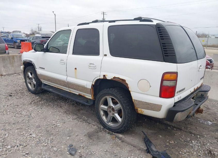 Photo 3 of 2003 Chevrolet Tahoe LT (VIN 1GNEK13Z33J117884)