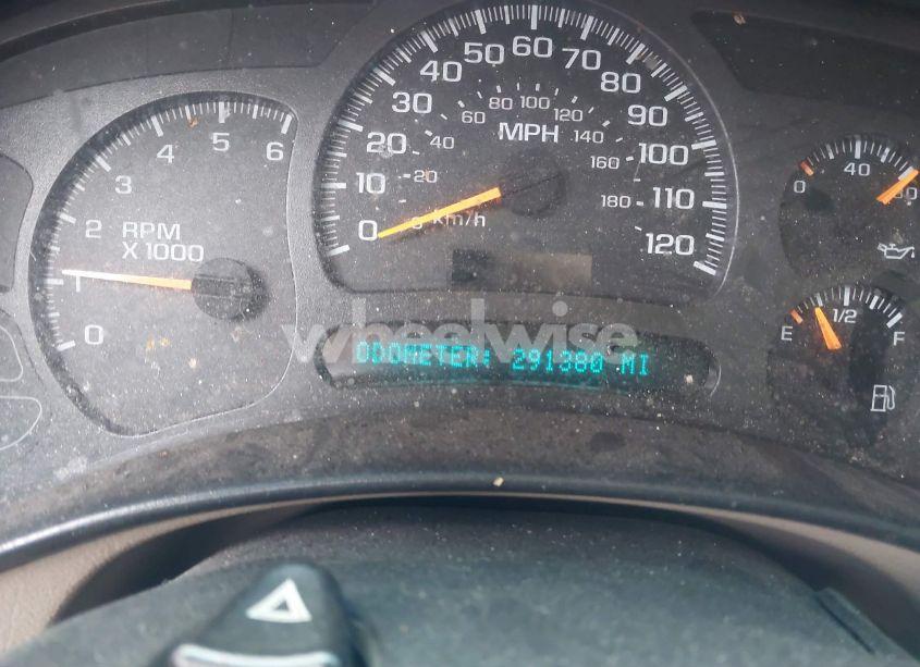 Photo 7 of 2003 Chevrolet Tahoe LT (VIN 1GNEK13Z33J160508)