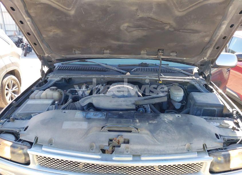 Photo 10 of 2003 Chevrolet Tahoe Z71 (VIN 1GNEK13Z33R156573)