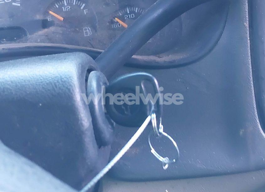 Photo 11 of 2003 Chevrolet Tahoe Z71 (VIN 1GNEK13Z33R176595)