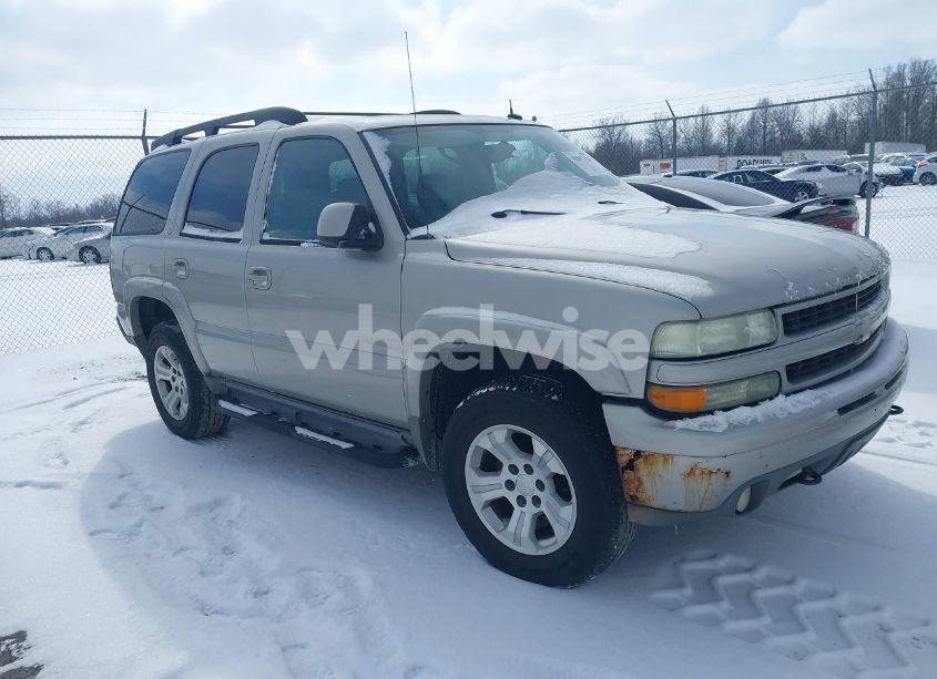 2004 Chevrolet Tahoe Z71 (VIN 1GNEK13Z34R110923) main photo