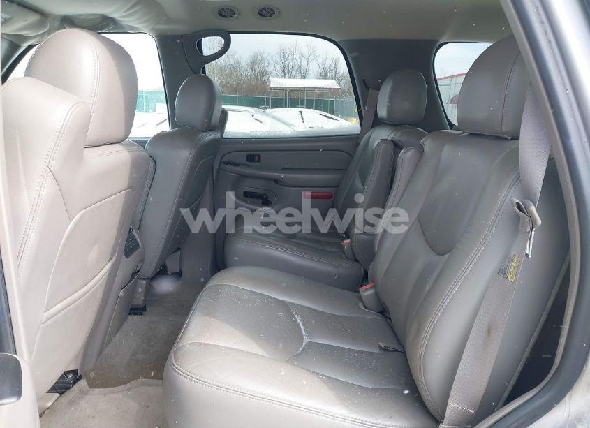 Photo 8 of 2004 Chevrolet Tahoe Z71 (VIN 1GNEK13Z34R110923)