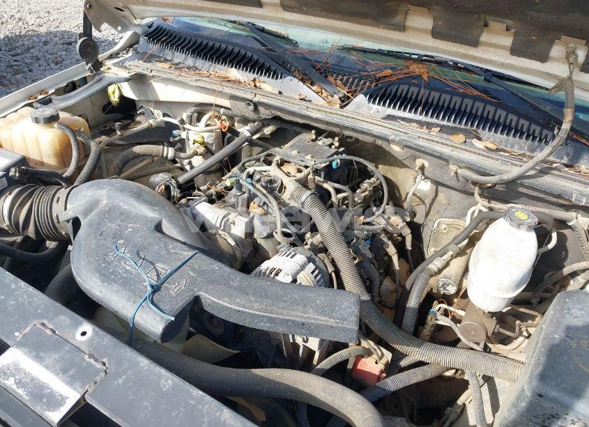 Photo 10 of 2004 Chevrolet Tahoe Z71 (VIN 1GNEK13Z34R147843)