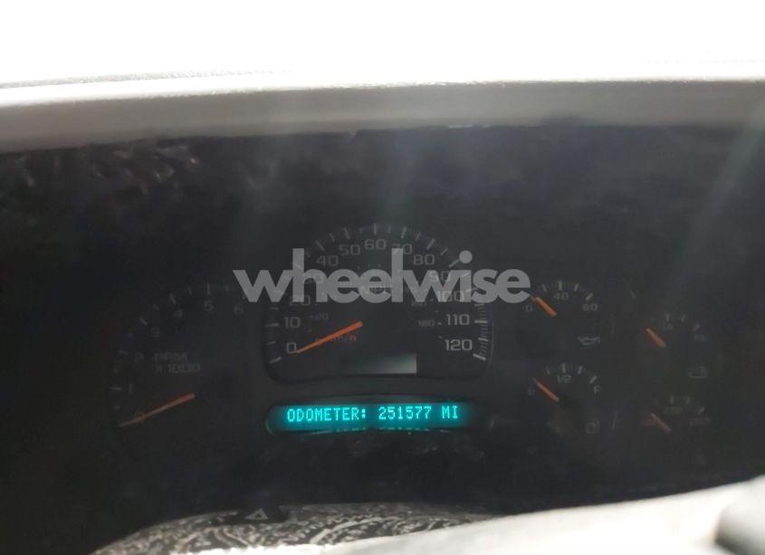 Photo 7 of 2004 Chevrolet Tahoe Z71 (VIN 1GNEK13Z34R305291)