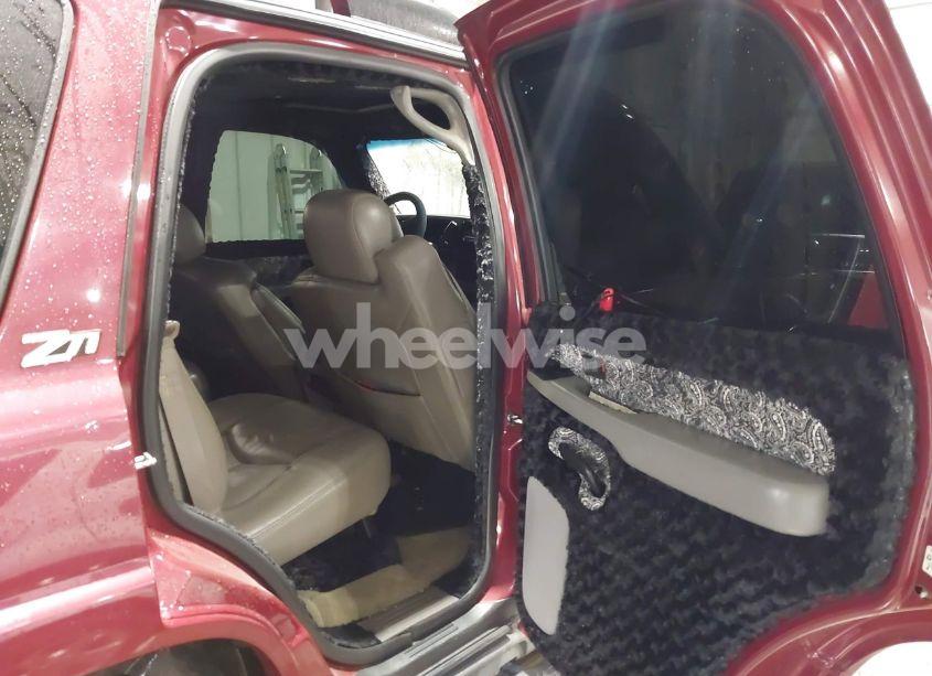 Photo 8 of 2004 Chevrolet Tahoe Z71 (VIN 1GNEK13Z34R305291)