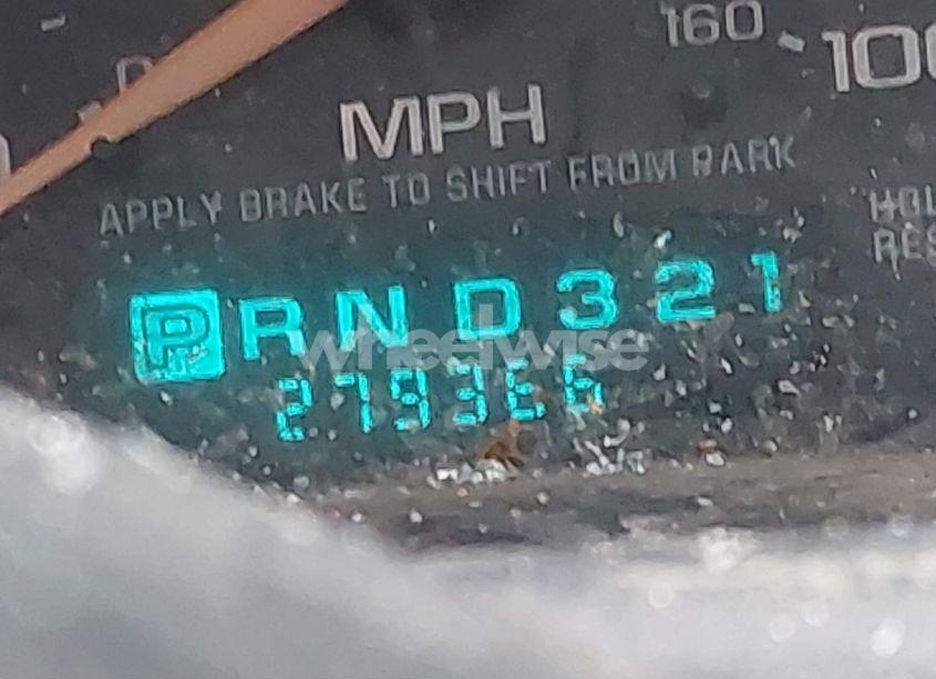 Photo 15 of 2002 Chevrolet Tahoe K1500 (VIN 1GNEK13Z42J219242)