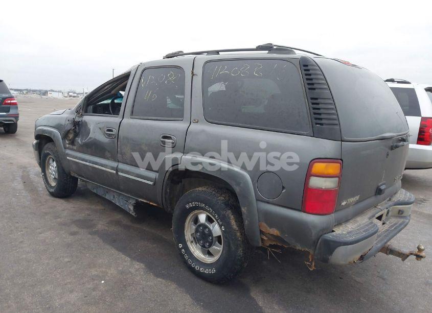 Photo 3 of 2002 Chevrolet Tahoe K1500 (VIN 1GNEK13Z42J219242)