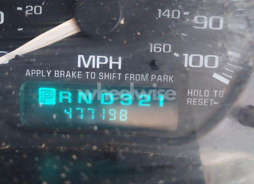 Photo 15 of 2002 Chevrolet Tahoe LT (VIN 1GNEK13Z42R196630)