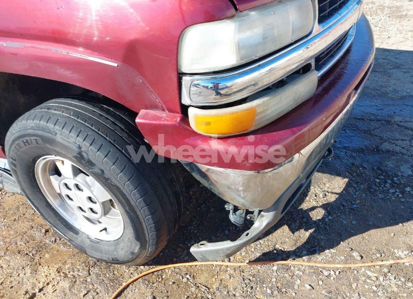 Photo 18 of 2002 Chevrolet Tahoe LT (VIN 1GNEK13Z42R196630)