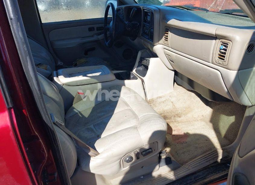 Photo 5 of 2002 Chevrolet Tahoe LT (VIN 1GNEK13Z42R196630)