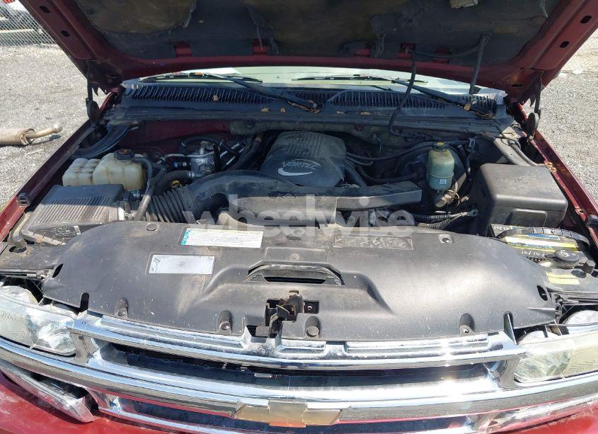 Photo 10 of 2002 Chevrolet Tahoe LT (VIN 1GNEK13Z42R316734)