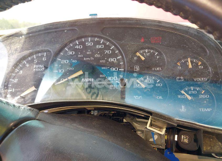 Photo 7 of 2002 Chevrolet Tahoe LT (VIN 1GNEK13Z42R316734)