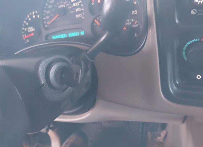 Photo 11 of 2003 Chevrolet Tahoe LT (VIN 1GNEK13Z43R106961)