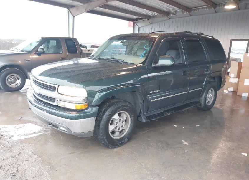 Photo 2 of 2003 Chevrolet Tahoe LT (VIN 1GNEK13Z43R106961)