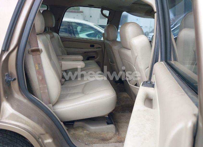 Photo 8 of 2003 Chevrolet Tahoe LT (VIN 1GNEK13Z43R155495)