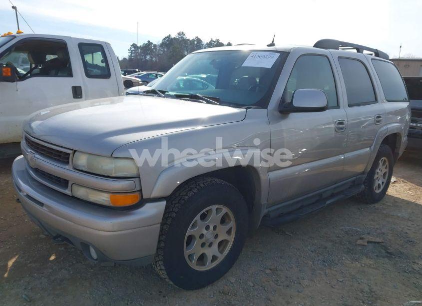 Photo 2 of 2004 Chevrolet Tahoe Z71 (VIN 1GNEK13Z44R231475)
