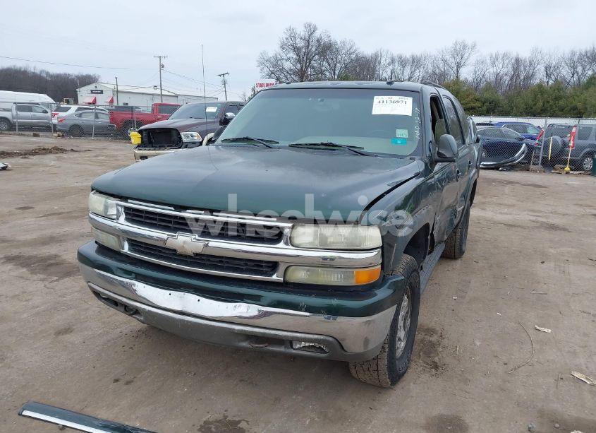 Photo 2 of 2003 Chevrolet Tahoe LT (VIN 1GNEK13Z53J276194)