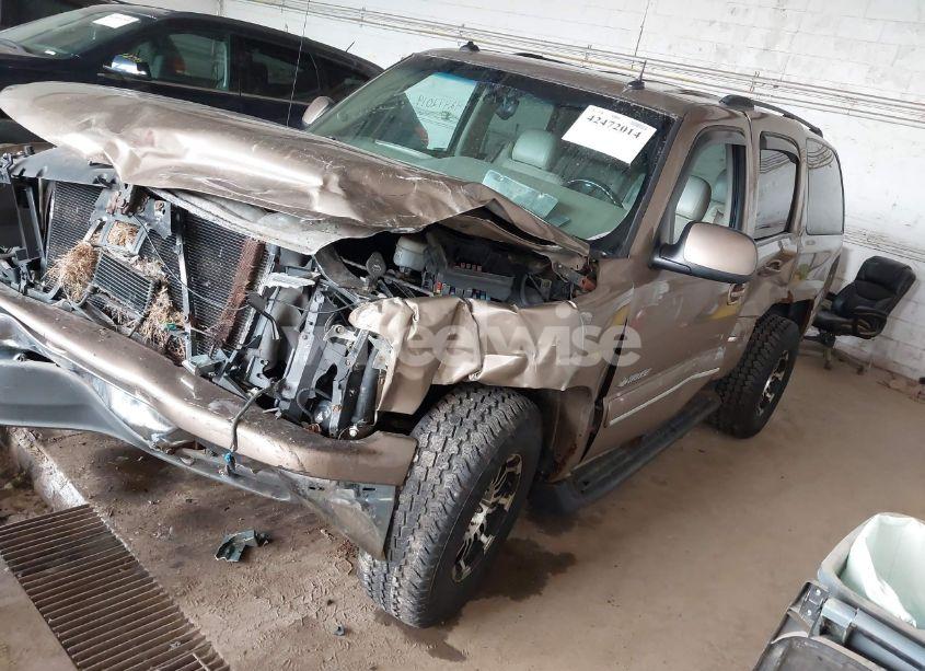 Photo 2 of 2003 Chevrolet Tahoe LT (VIN 1GNEK13Z53J304169)