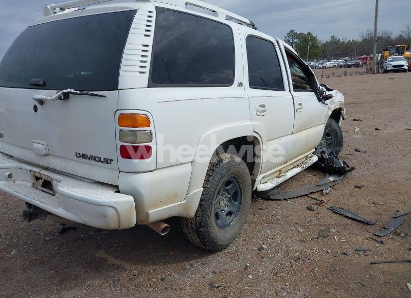 Photo 4 of 2003 Chevrolet Tahoe Z71 (VIN 1GNEK13Z53R121923)