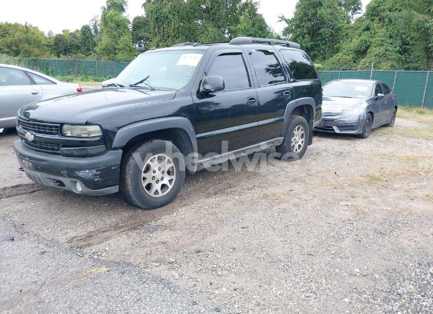 Photo 2 of 2003 Chevrolet Tahoe Z71 (VIN 1GNEK13Z53R136406)