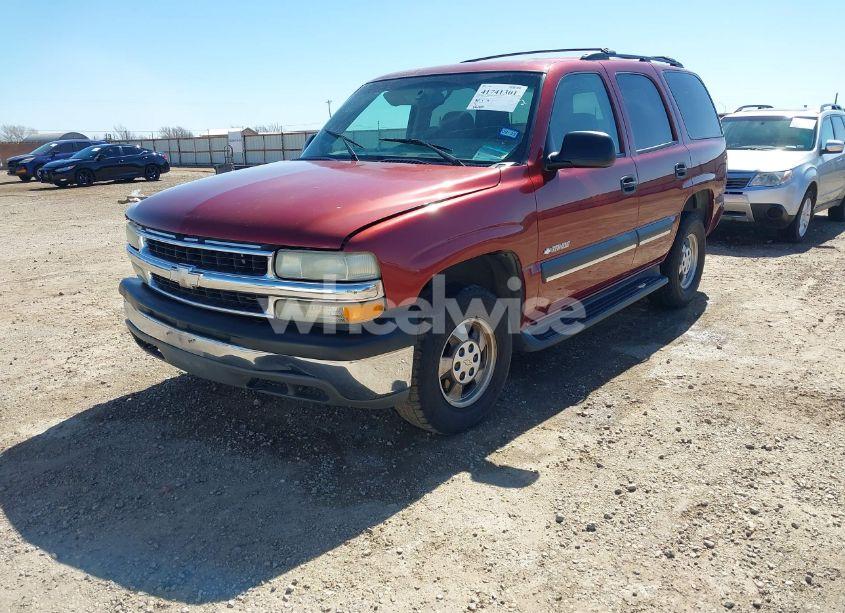 Photo 2 of 2003 Chevrolet Tahoe LS (VIN 1GNEK13Z53R305419)
