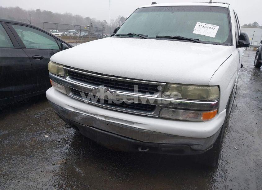 Photo 6 of 2004 Chevrolet Tahoe LT (VIN 1GNEK13Z54J248199)