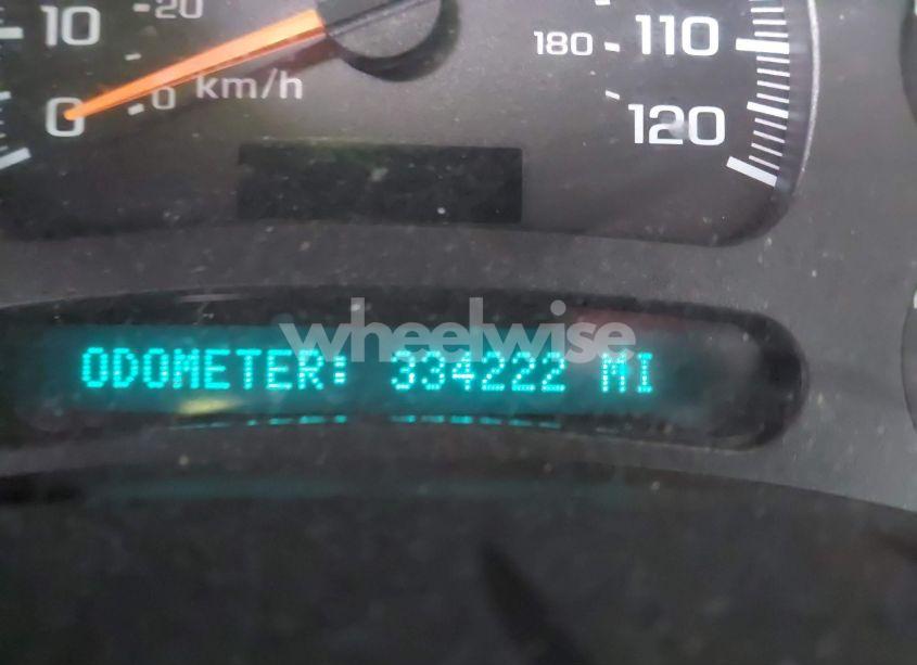 Photo 7 of 2004 Chevrolet Tahoe LT (VIN 1GNEK13Z54J248199)