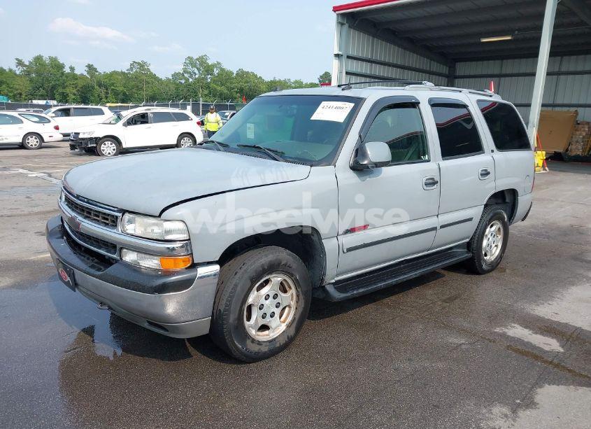 Photo 2 of 2004 Chevrolet Tahoe LT (VIN 1GNEK13Z54R174705)
