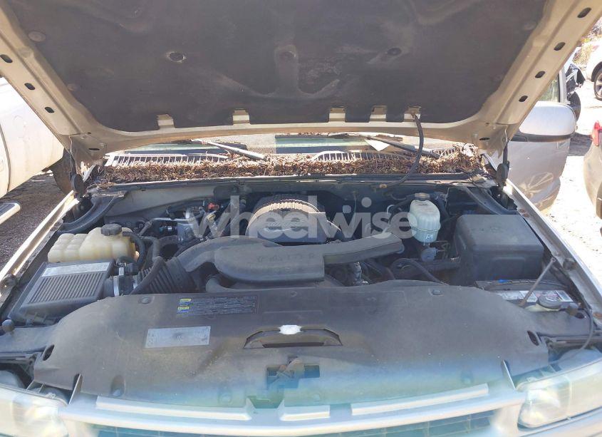 Photo 10 of 2004 Chevrolet Tahoe Z71 (VIN 1GNEK13Z54R245398)