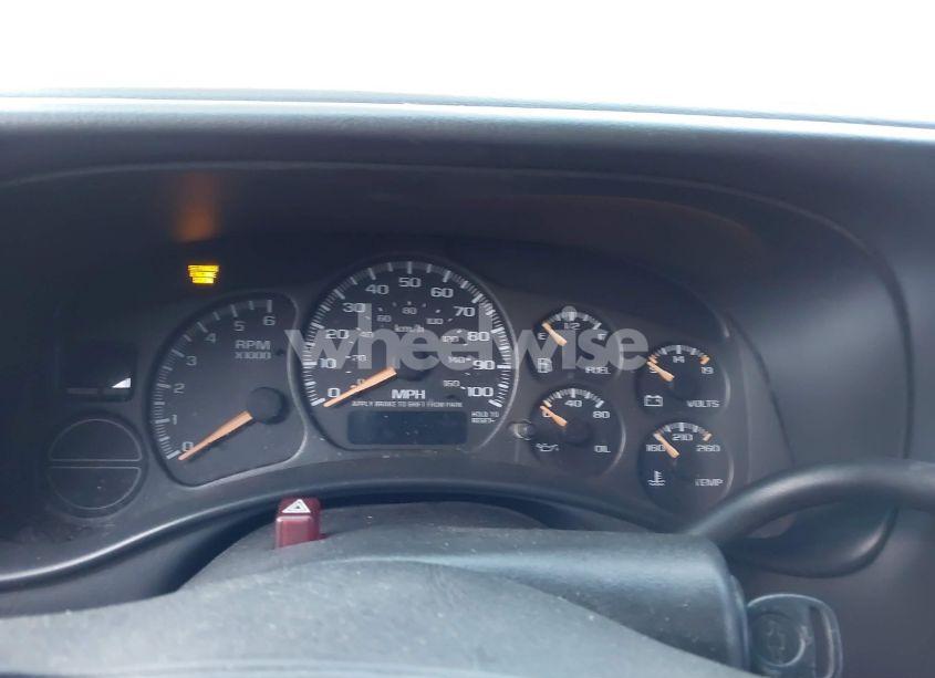 Photo 7 of 2002 Chevrolet Tahoe LT (VIN 1GNEK13Z62J253747)