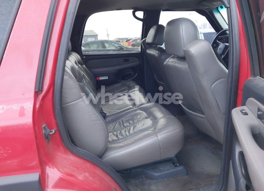 Photo 8 of 2002 Chevrolet Tahoe LT (VIN 1GNEK13Z62J253747)