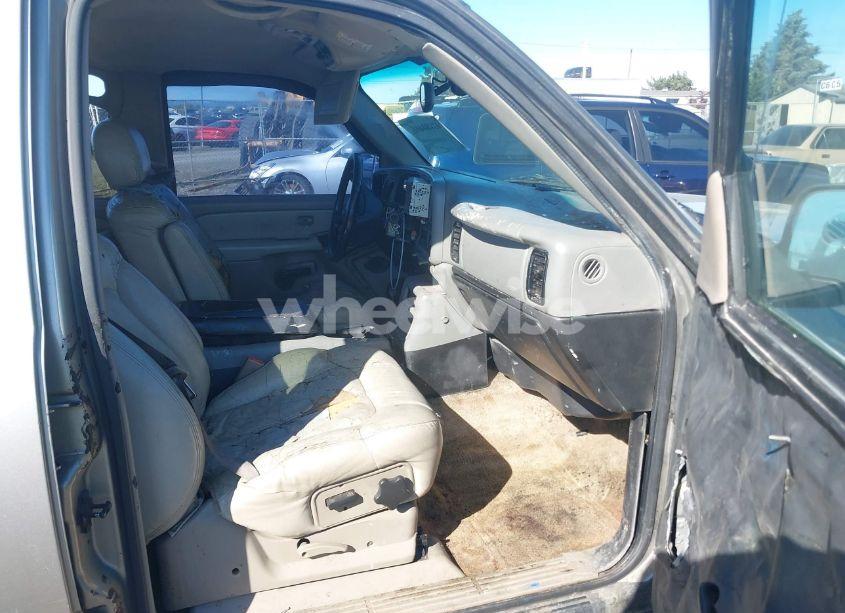 Photo 5 of 2002 Chevrolet Tahoe Z71 (VIN 1GNEK13Z62R165170)