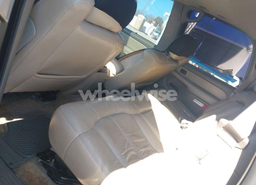 Photo 8 of 2002 Chevrolet Tahoe Z71 (VIN 1GNEK13Z62R200659)