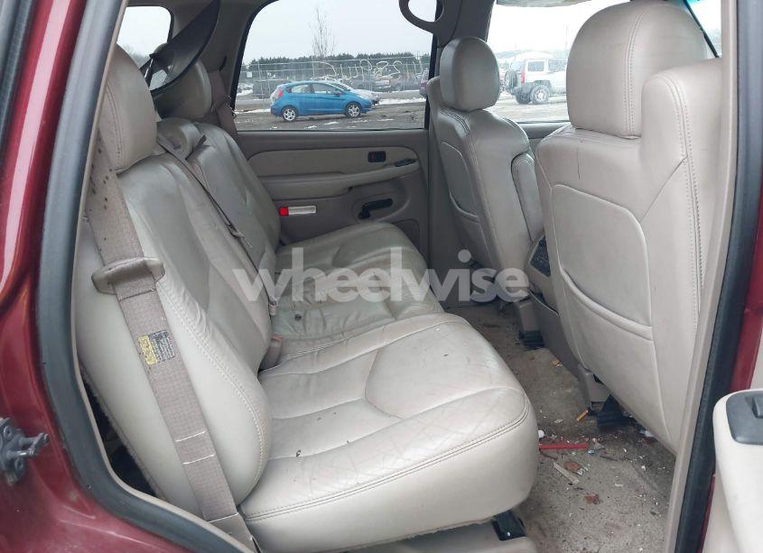 Photo 8 of 2003 Chevrolet Tahoe LT (VIN 1GNEK13Z63J160910)