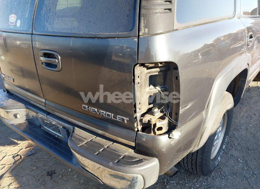 Photo 15 of 2003 Chevrolet Tahoe LT (VIN 1GNEK13Z63J241678)