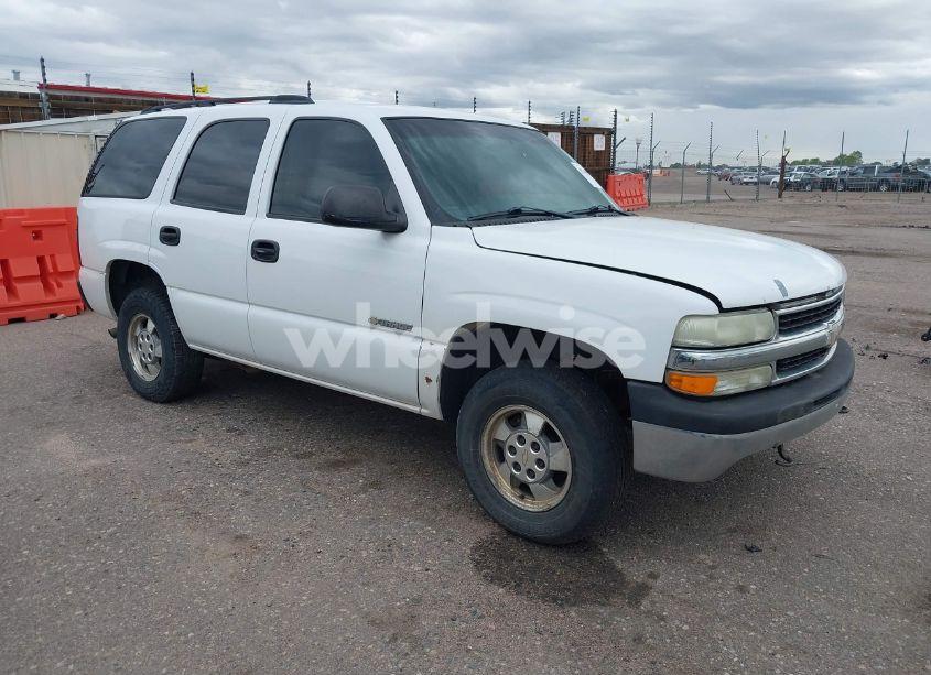 2003 Chevrolet Tahoe LS (VIN 1GNEK13Z63J276723) main photo