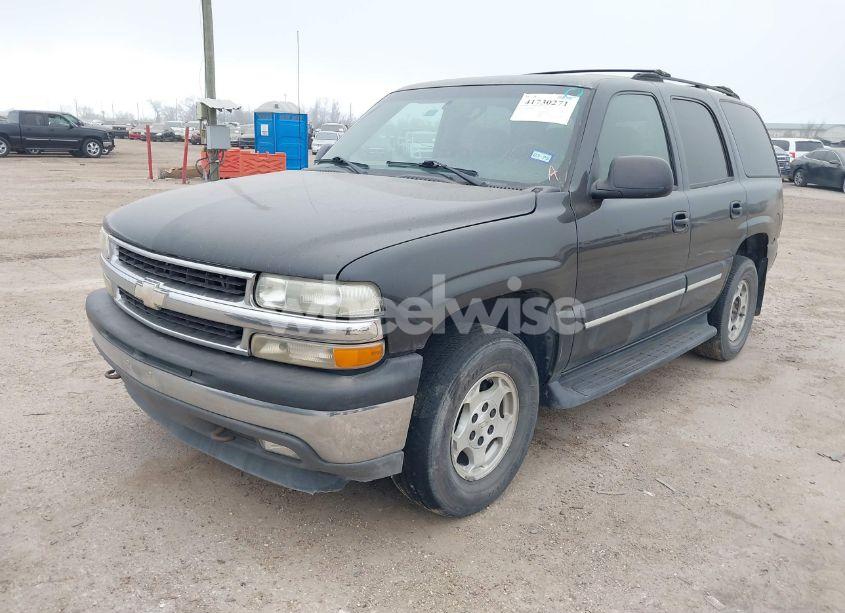 Photo 2 of 2004 Chevrolet Tahoe LS (VIN 1GNEK13Z64J238670)