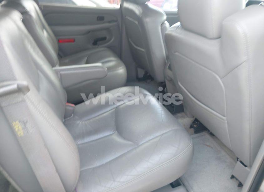 Photo 8 of 2004 Chevrolet Tahoe Z71 (VIN 1GNEK13Z64R166337)