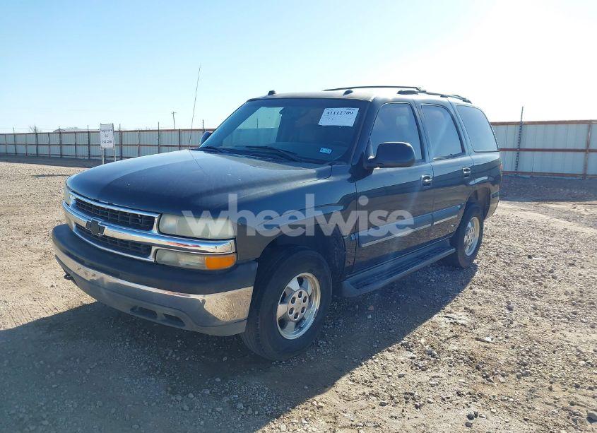 Photo 2 of 2004 Chevrolet Tahoe LT (VIN 1GNEK13Z64R192968)