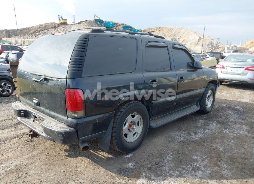 Photo 4 of 2004 Chevrolet Tahoe LT (VIN 1GNEK13Z64R247709)