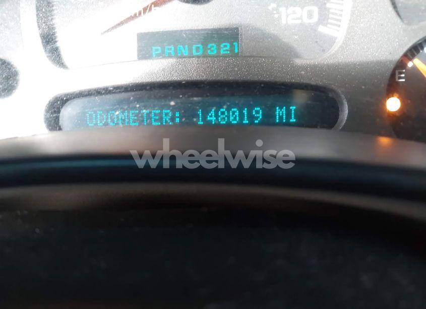 Photo 7 of 2004 Chevrolet Tahoe LT (VIN 1GNEK13Z64R247709)