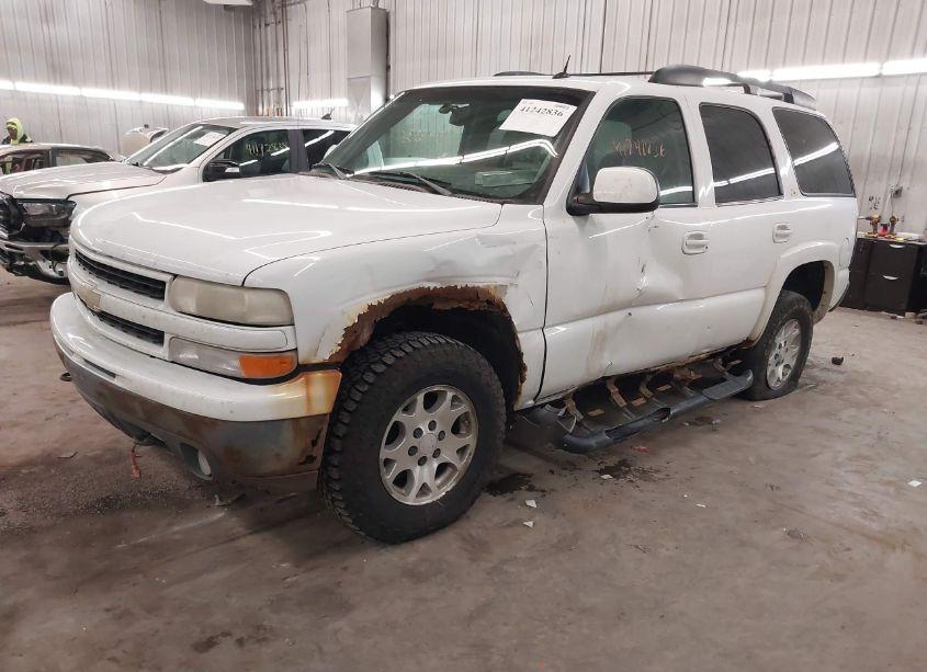 Photo 2 of 2004 Chevrolet Tahoe Z71 (VIN 1GNEK13Z64R252716)