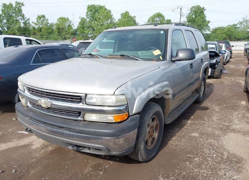 Photo 2 of 2005 Chevrolet Tahoe LS (VIN 1GNEK13Z65J242106)