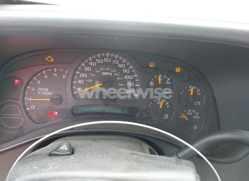 Photo 7 of 2005 Chevrolet Tahoe LS (VIN 1GNEK13Z65J242106)