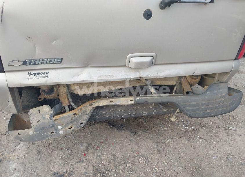 Photo 6 of 2006 Chevrolet Tahoe LT (VIN 1GNEK13Z66R107047)