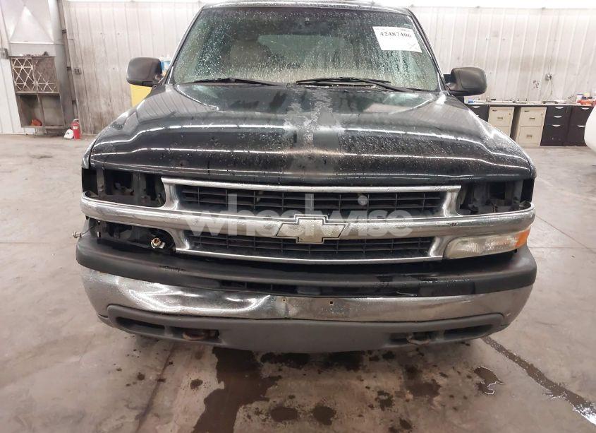 Photo 13 of 2002 Chevrolet Tahoe LS (VIN 1GNEK13Z72J197690)