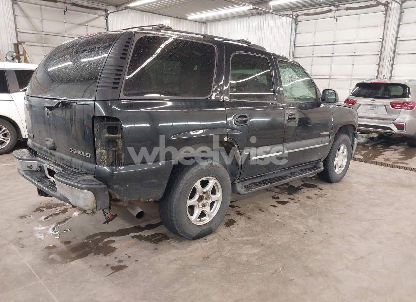 Photo 4 of 2002 Chevrolet Tahoe LS (VIN 1GNEK13Z72J197690)