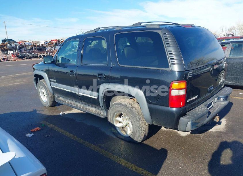 Photo 3 of 2002 Chevrolet Tahoe LT (VIN 1GNEK13Z72R137488)
