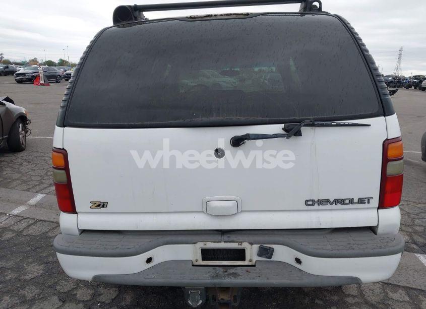 Photo 16 of 2002 Chevrolet Tahoe Z71 (VIN 1GNEK13Z72R300592)